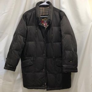 DAKS London puffer jacket